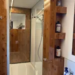 Tiny House Im Seecontainer Mit Parkplatz, Glasfaser, Veranda Und Gehobener Ausstattung 度假居