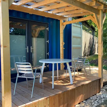 Tiny House Im Seecontainer Mit Parkplatz, Glasfaser, Netflix, Veranda Und Gehobener Ausstattung *