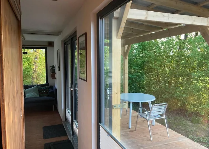 Tiny House Im Seecontainer Mit Parkplatz, Glasfaser, Veranda Und Gehobener Ausstattung