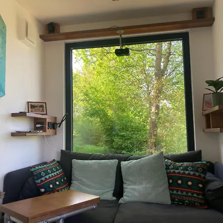 Tiny House Im Seecontainer Mit Parkplatz, Glasfaser, Veranda Und Gehobener Ausstattung Дом отдыха Кобург