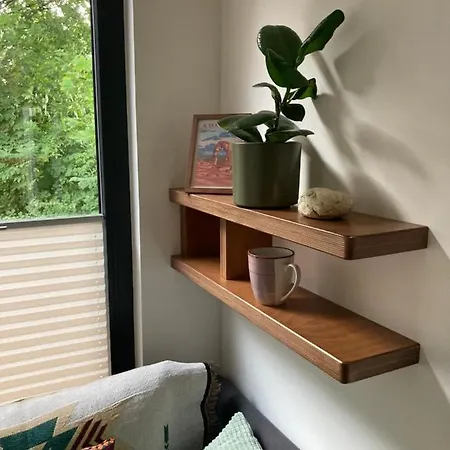 Tiny House Im Seecontainer Mit Parkplatz, Glasfaser, Veranda Und Gehobener Ausstattung * Coburg